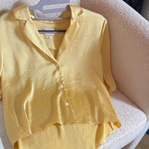Aritzia Wilfred Yellow Women's Button-Up Top